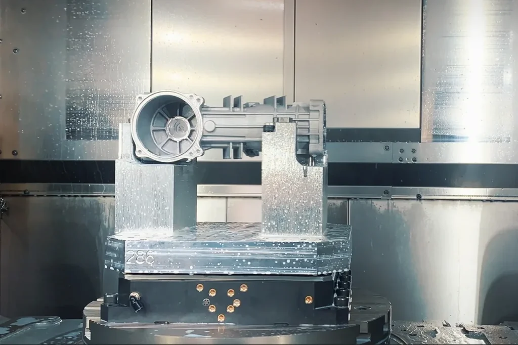 Magnesium-Druckguss prozess, der zeigt, wie geschmolzenes Magnesium zu leichten Komponenten gegossen wird